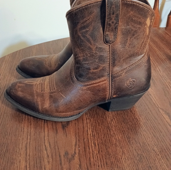 Ariat Brown Western Heeled Boots - Picture 3 of 8
